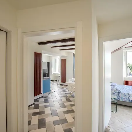 Apartment Ranzoni 3 Sub. 1 *